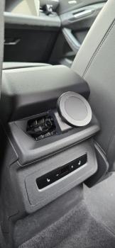 RS-Mount,fahrzeugspezifischer Handyhalter passend für Audi A6 e-tron & Q6 e-tron ab 2024 - Lüftung hinten, Made in Germany